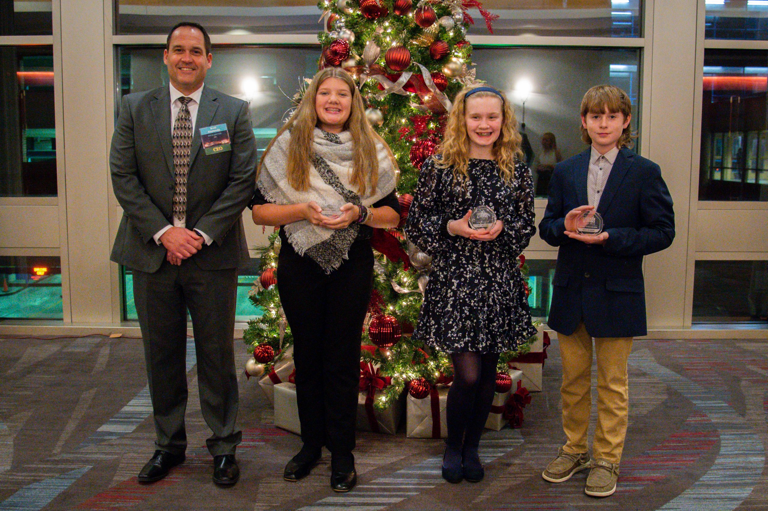 Trio of local students receive statewide community service award – WRBI Radio - Vimarsana News